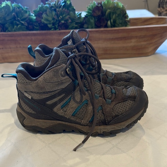 MERRELL WOMENS BOULDER J09526 HIKING BOOTS‎ SIZE 5 - Picture 1 of 8